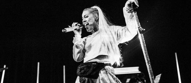 Julie Bergans Væren Egenskaper og Astrologiske Innsikter